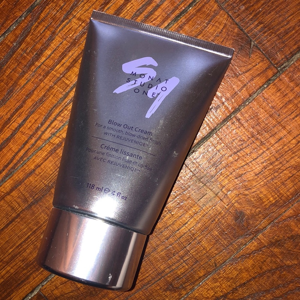 Monat Studio One Blow Out Cream
